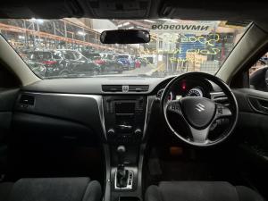 2010 Suzuki Kizashi 2.4L J24B AUTO CVT FWD XL image 6