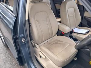 2012 Audi Q3 8U image 6