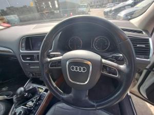 2010 Audi Q5 8R image 6