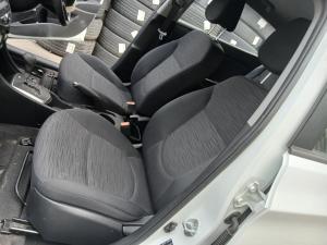 2015 Hyundai Accent RB image 6