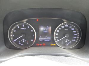 2016 Hyundai Elantra AD image 6