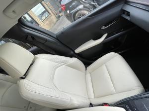 2021 Lexus Ux image 6