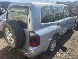 2005 Mitsubishi Pajero image 6