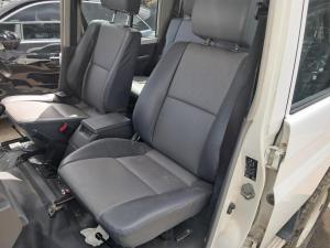 2018 Toyota Land Cruiser image 6