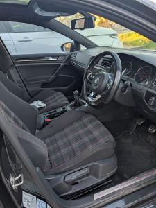 2016 Volkswagen Golf GTI image 6