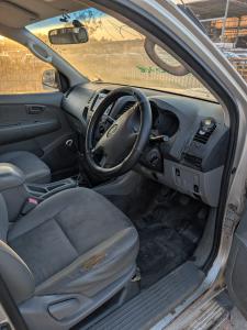 2006 Toyota Hilux SR DUAL image 6