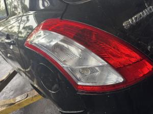 2011 Suzuki Swift image 6
