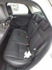 2012 Ford Focus LW image 6