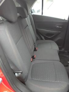 Holden Trax TJ image 6