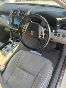 2011 Toyota Crown Hybrid GWS204 image 6