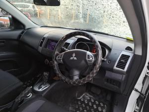 2008 Mitsubishi Outlander ZG image 6
