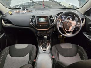 2014 Jeep Cherokee 3.2L EHB AUTO V6 9SPD AWD LONGITUDE KL image 6