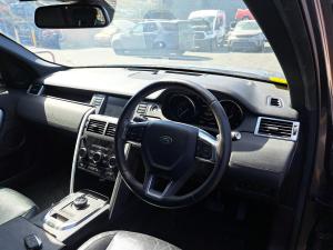 2018 Land Rover Discovery Sport image 6