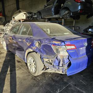 2013 Toyota Camry AVV50R image 6