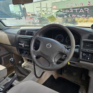 2003 Nissan Patrol GU image 6