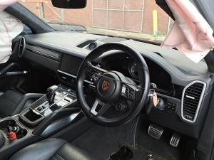 2019 Porsche Cayenne image 6