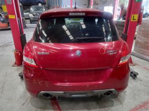 2012 Suzuki Swift image 6