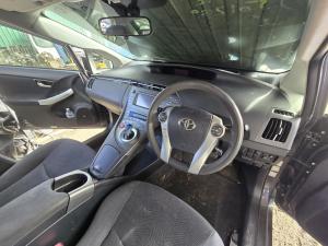 2012 Toyota Prius ZVW30R HATCH image 6