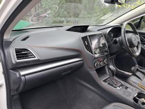 2017 Subaru  XV image 6