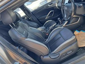 2014 Hyundai Veloster FS image 6