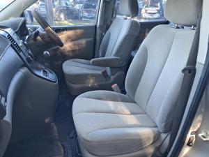 Kia Carnival image 6