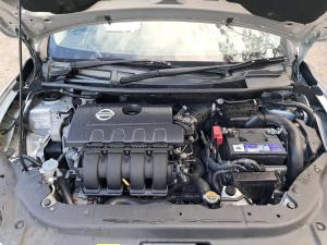 Nissan Pulsar image 6