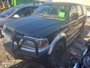 2003 Mitsubishi Challenger image 6