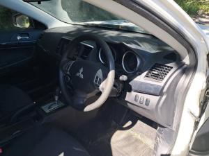 2017 Mitsubishi Lancer image 6