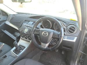 2010 Mazda 3 BL image 6