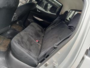 2019 Nissan Navara NP300 image 6