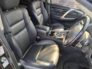 2016 Mitsubishi Pajero Sport image 6