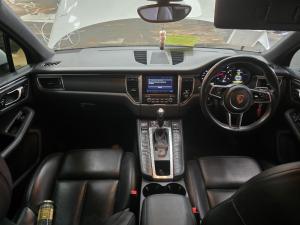 2017 Porsche Macan 95B 2.0T PETROL CYPA AUTO 7SPD A5B03 4WD R4 TFSI image 6