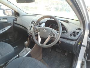 2014 Hyundai Accent RB image 6