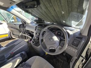 2014 Kia Grand Carnival VQ SI image 6