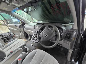 2012 Kia Grand Carnival VQ SI image 6