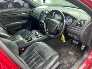 2013 Chrysler 300c LX image 6