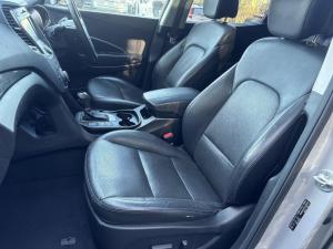 2014 Hyundai Santa Fe image 6
