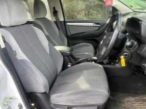 2015 Holden Colorado image 6