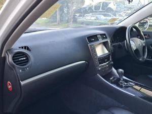 2013 Lexus Is image 6