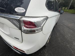 2013 Mitsubishi Outlander image 6