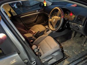 2006 Volkswagen Golf 2.0 TDI SPORTLINE image 6