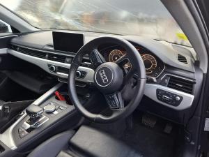 2016 Audi A4 B9 image 6