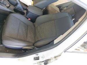 2017 Toyota Corolla ZRE182R image 6