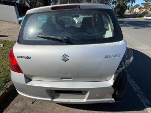 2005 Suzuki Swift EZ image 6