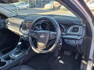 2014 Holden Commodore VF image 6