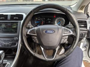 2015 Ford Mondeo AMBIENTE image 6