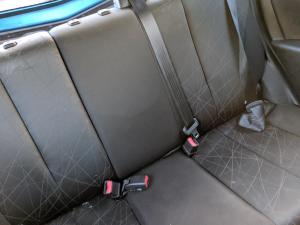 2011 Mazda 2 NEO image 6