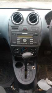 2008 Ford Fiesta LX image 6