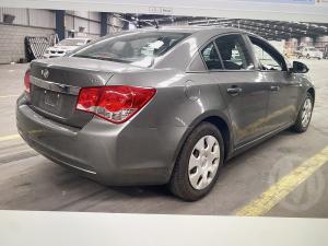 2011 Holden Cruze JH image 6