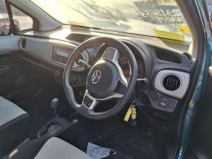 2013 Toyota Yaris NCP130R image 6
